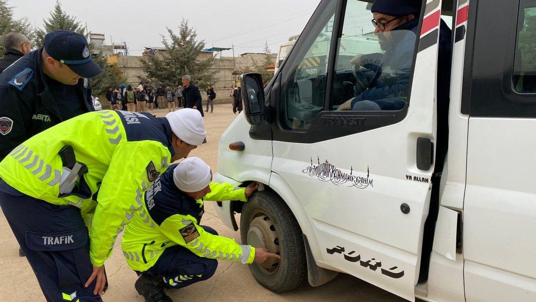 Taşıma Merkezli Okullara Öğrenci Taşımacılığı Yapan Servis Araçları Denetlendi